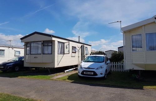 Brean Otro | 4 Berth with private Garden - 58 Brightholme Holiday Park Brean!