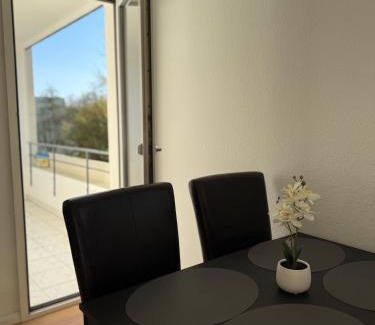 Hochdahl Apartamento | 4-Betten WHG, 20min ins Zentrum DUS