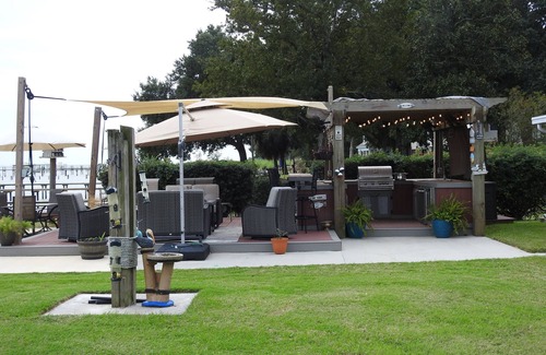 Theodore Casa | 4 BR 2 1/2 BA Home located on Mobile Bay, AL 36523