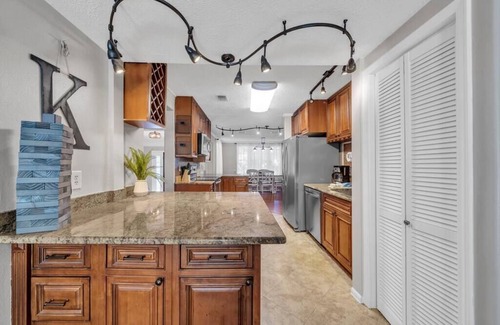 Fort Walton Beach Casa | 4 BR 2 BA + Private Pool + Pickleball Fun