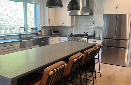 Montville Casa | 4-BR house w/ AC, gym, game room, 30 mins to MetLife for World Cup!