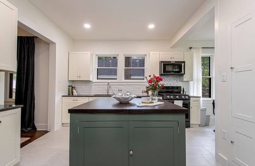Little Rock Casa | ☀️ 4 BR Luxe Historic Villa est.1928 ☀️