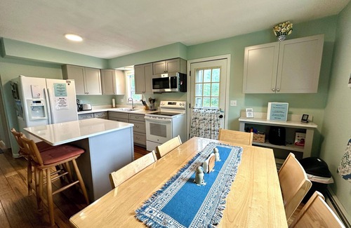 Cavendish Casa | 4 BR Ranch in Proctorsville VT-Families, couples, weddings. AC