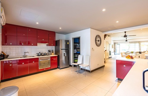 Khao Takiab Casa | 4 BR Townhouse in Great Location BSS