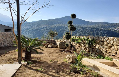 Aregno Apartamento | 4 Calme, Jardin, Plage 6kms