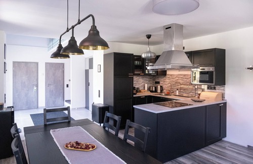 Cak Casa | 4 Cats Shelter Apartments