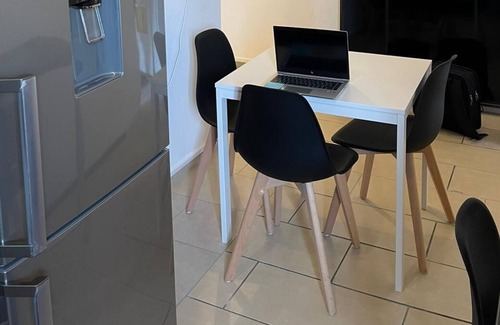 Champs Elysees Apartamento | 4 Chambres Lumineuses, Agréables Dans un bel Appart