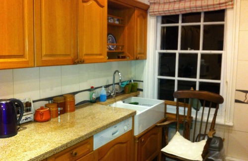 Wingham Cabaña | Encantadora propiedad de carácter en Historic Wingham Village pubs golf cycling