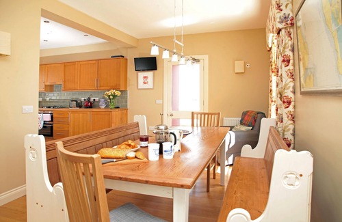 Stranraer Otro | 4 * Pacífica casa de campo de 4 dormitorios en Galloway, cerca de Pretty Bay. Perro amistoso