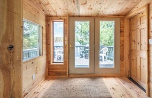 Muskoka Lakes Cabina | #4 Cozy Muskoka Lake Cottages