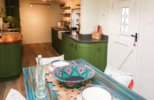 Ringmore Cabaña | 4 Cumberland Cottages