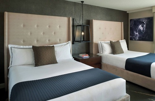 Bay Village Hotel | 4 Deluxe City View 2 Queens, Revere Hotel, Pet-Friendly, Near Shopping