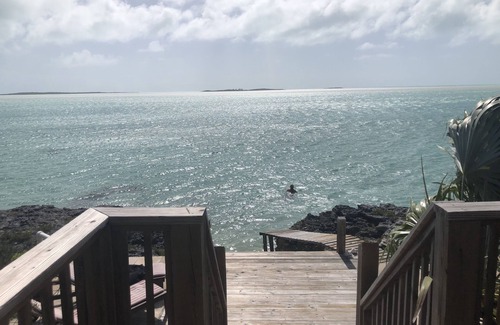 George Town Casa | 4 camas dobles Frente al agua en Fish Fish Flats 10 minutos en coche a George Town Exuma