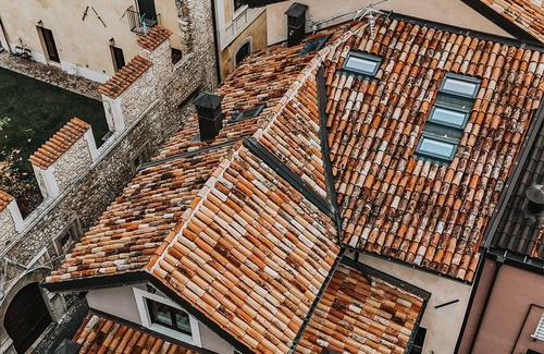 L'Aquila Apartamento | *4 double rooms *equipped kitchen, *2 smart Tv rooms *air conditioning