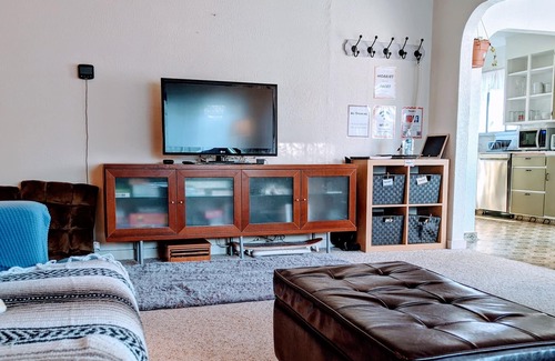 Mount Shasta Casa | 4 Elements House- Walk2Town.PetsOK.NOCleanFEE!