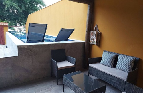Jabaquara Casa | 4 en-suites,pool, BBQ, beach front, 14 people, 1.3km from old center