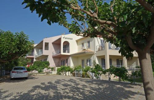 Karvelas Villa | 4 Epohes