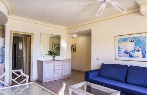 Tarajalillo Apartamento | Apartamento Familiar 4★ con Terraza y 2 Baños en Bahía Feliz