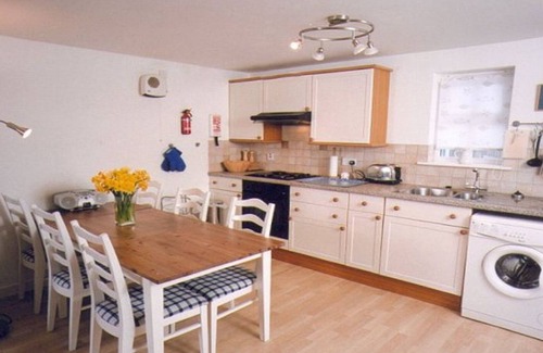 Sennen Cove Cabaña | 4 Harbor Mews Plazas 6 (3 dormitorios)