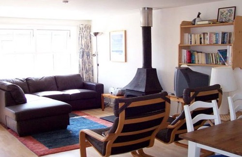 Sennen Cove Cabaña | 4 Harbor Mews Plazas 6 (3 dormitorios)