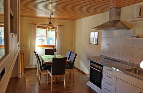 Winkl Casa | Casa de vacaciones de 4 * en un lugar tranquilo y soñado. Ideal para familias, dueños de perros y jinetes.