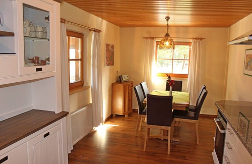 Winkl Casa | Casa de vacaciones de 4 * en un lugar tranquilo y soñado. Ideal para familias, dueños de perros y jinetes.