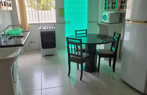 Quatro Ilhas Apartamento | 4 ISLAS - DORMITORIOS BOMBAS-O2 A 60 m DE LA PLAYA-2 AR - WIFI