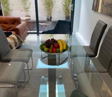 Islington Casa | 4 Islington Park Street