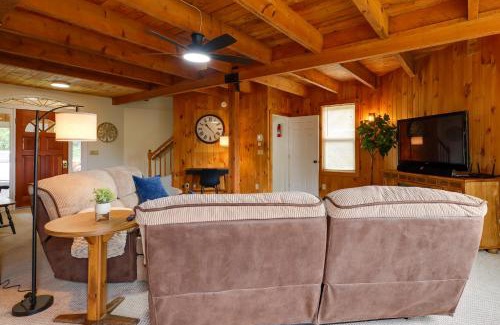 Chestertown Casa | 4 Mi to Beach and Lake Spacious Home in Chestertown