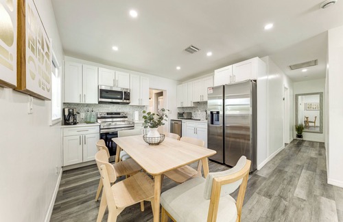 North Andrews Gardens Casa | 4 Mi to Beach: Home w/Patio in Fort Lauderdale!