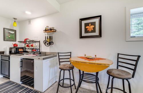 Court House Apartamento | 4 Mi to Blue Ridge Parkway Floyd Studio with Yard