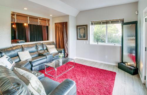 Southwest Colorado Springs Apartamento | 4 Mi to Broadmoor! Apt with Movie Theater and Mtn View