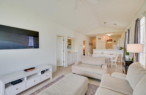 Carolina Forest Apartamento | 4 Mi to Broadway at the Beach Golf Resort Getaway