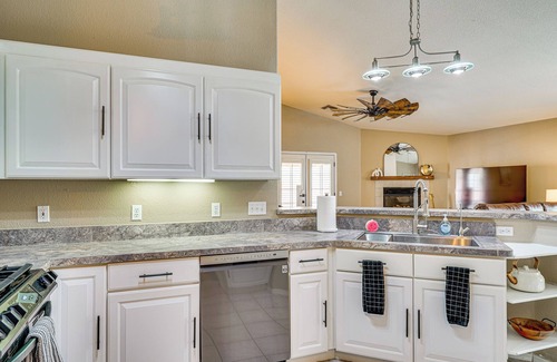 Rancho Vistoso Casa | 4 Mi to Catalina State Park: Mountain-View Home