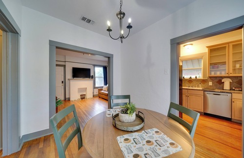 Highland Park Cabaña | 4 Mi to Downtown! Cozy Bungalow in San Antonio