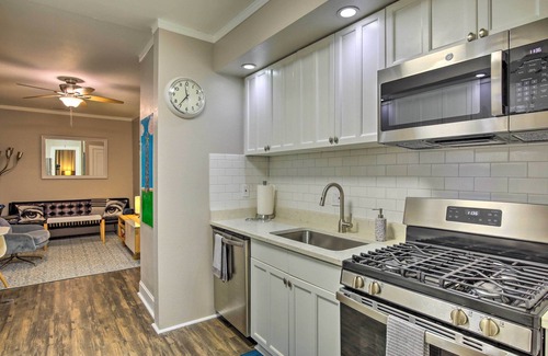 Lower Greenville Casa | 4 Mi to Dtwn: Dallas Gem w/ Furnished Patio