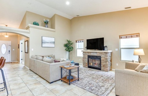 Grand Junction Casa | 4 Mi to Dtwn Grand Junction Hot Tub Haven!