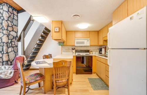 Sevierville Apartamento | 4 Mi to Forbidden Caverns Mtn-View Hideaway!