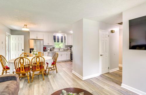Newport News Casa | 4 Mi to Hampton Coliseum Home with Yard!