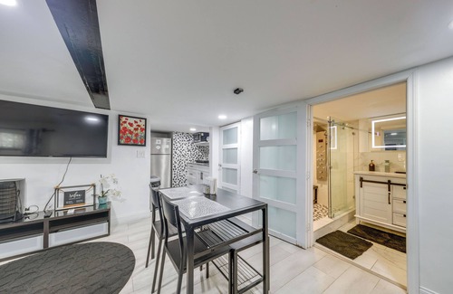 West Park Apartamento | 4 Mi to Hard Rock Stadium: West Park Escape