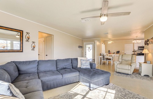 Venice Gardens Casa | 4 Mi to Historic Dtwn Venice: Home w/ Heated Pool!