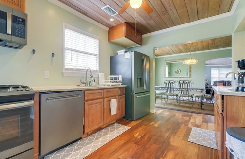Fort Pierce Casa | 4 Mi to Jetty Park Beach! Family Home w/Game Room