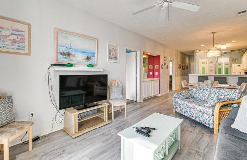 Carolina Forest Apartamento | 4 Mi to Ocean Myrtle Beach Condo with Resort Perks