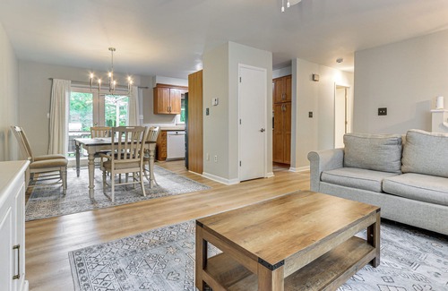 Park Forest Village Casa | 4 Mi to Penn State: Suburban Happy Valley Home
