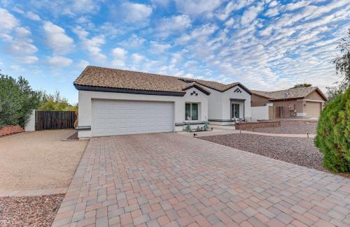 East Mesa Casa | 4 Mi to Salt River Mesa Home with Private Patio