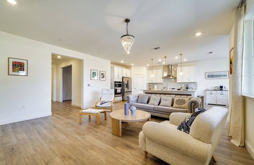 Peters Casa | 4 Mi to San Joaquin River: Manteca Home w/ Patio!