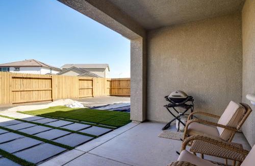 Peters Casa | 4 Mi to San Joaquin River Manteca Home with Patio!