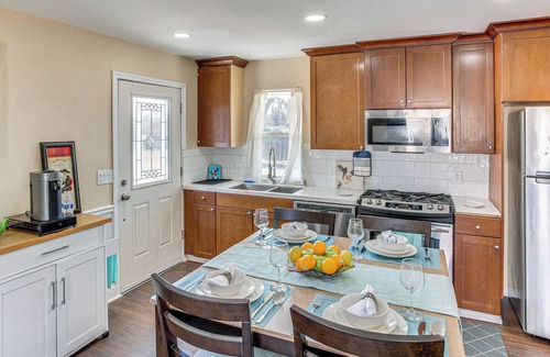 San Bernardino Casa | 4 Mi to Train Station: Central San Bernardino Home