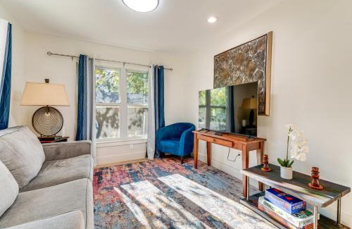 Highland Casa | 4 Mi to UT Austin Bright and Modern Family Home