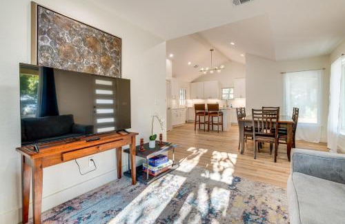 Highland Casa | 4 Mi to UT Austin Bright and Modern Family Home